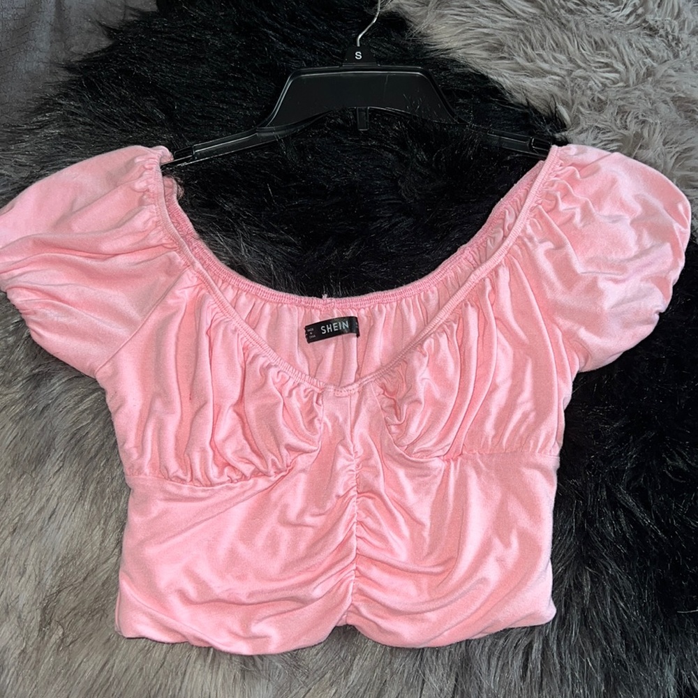 Bubbly soft crop top 💕